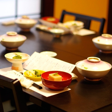【スタンダード】とにかく温まる日本三大薬湯と素朴な雪国の味を楽しむ基本プラン［2食付］